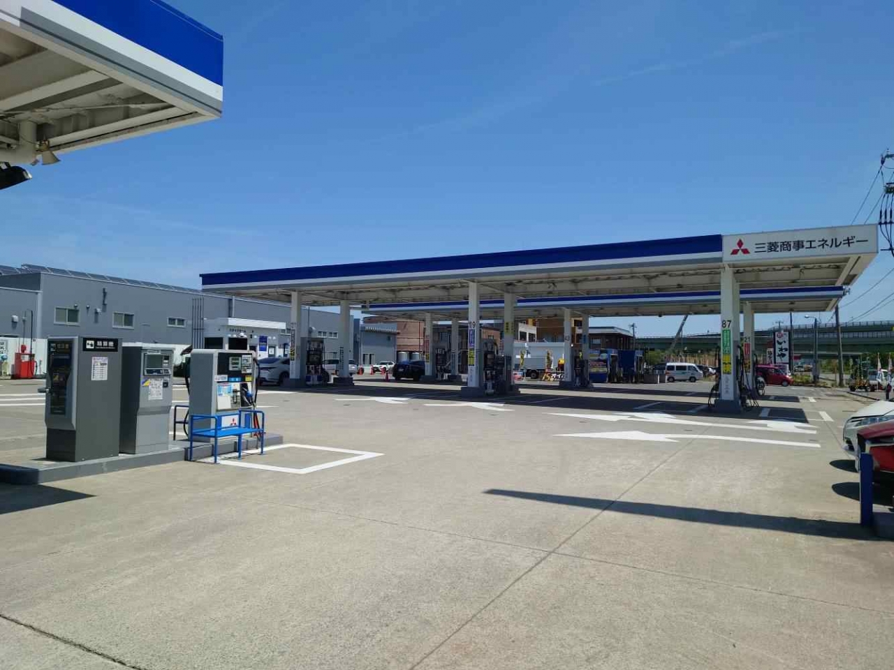 リベルタ青森中央SS 冨士見総業株式会社